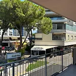 Fontana *